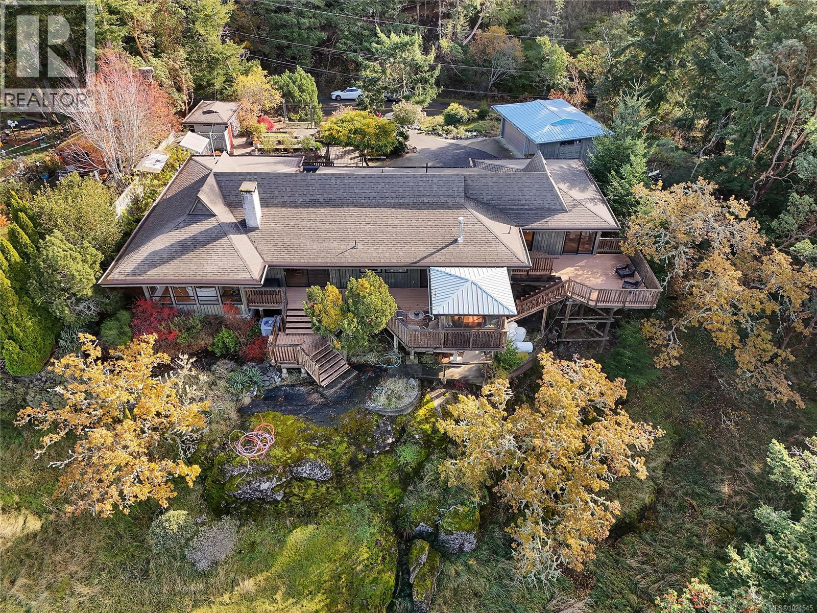 754 Walfred Rd, Langford