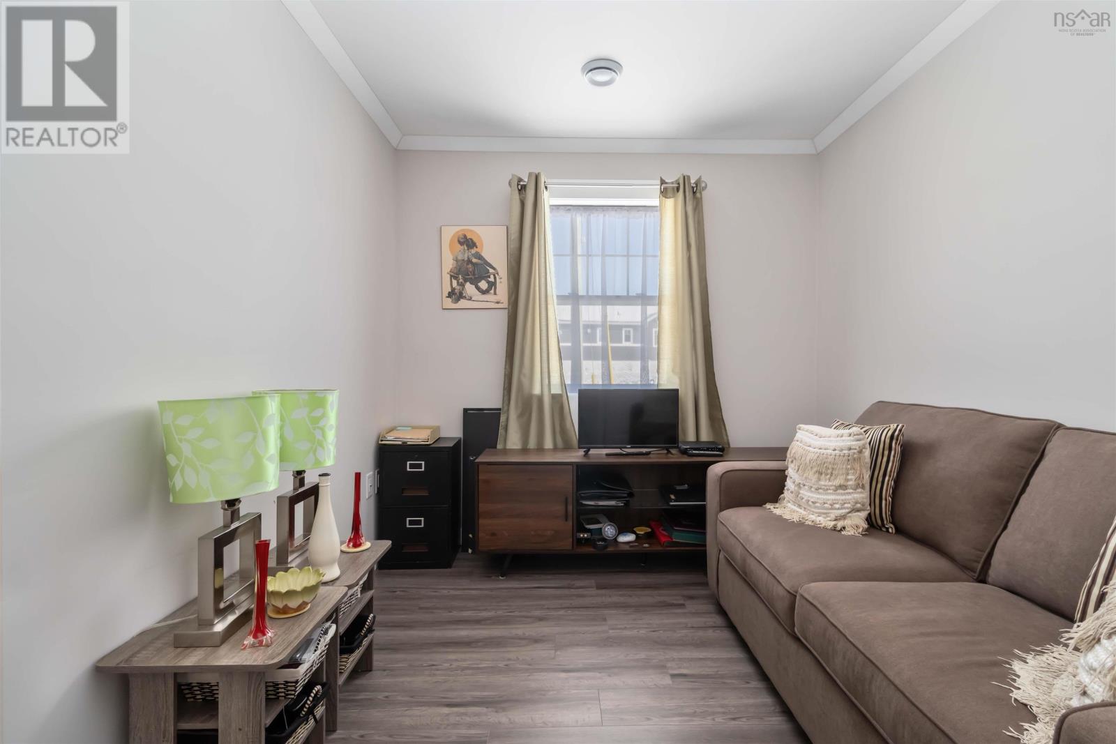 Property 21 of 30 of 10 Mossberry Close