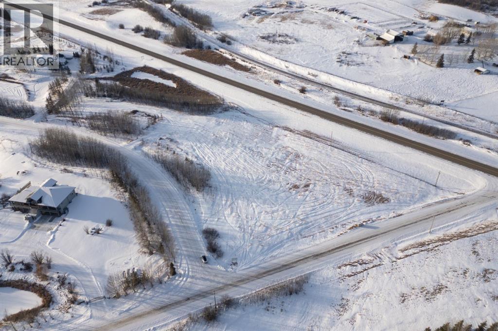 102, 46520 Range Road 213 - Photo 2 of 9, Rural Camrose County, Alberta