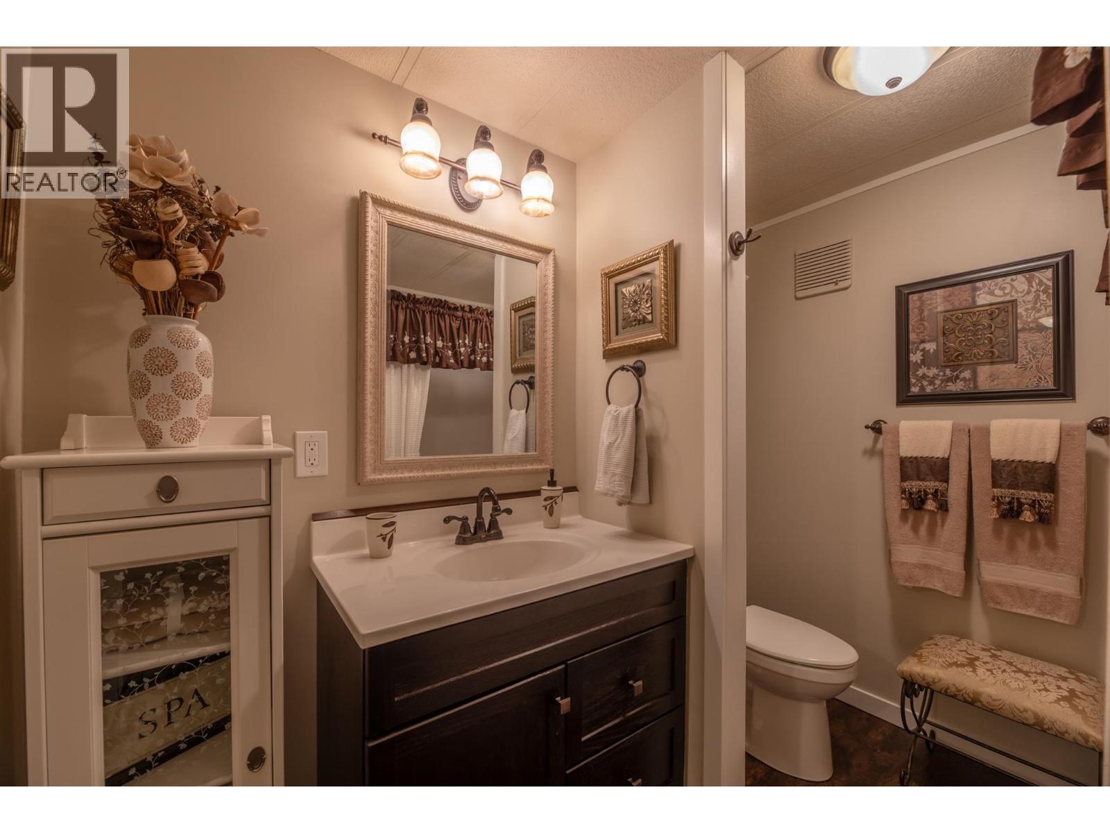 1999 HWY 97 Unit# 201, West Kelowna