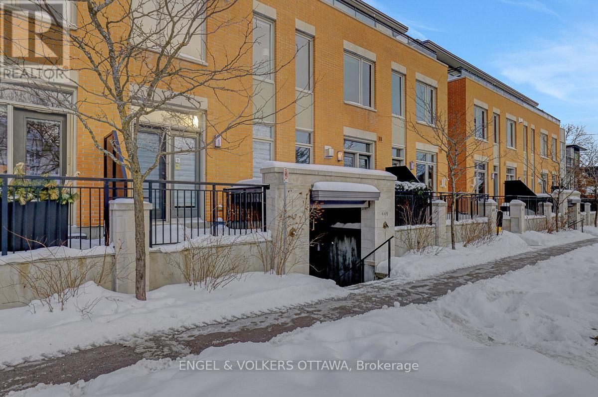 Ravenhill Common Brownstone - 449 Edison