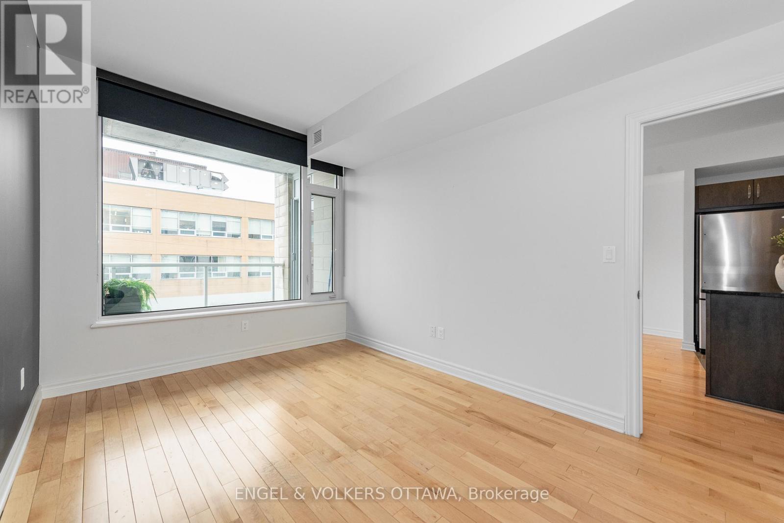 312 - 575 BYRON AVENUE — photo 21