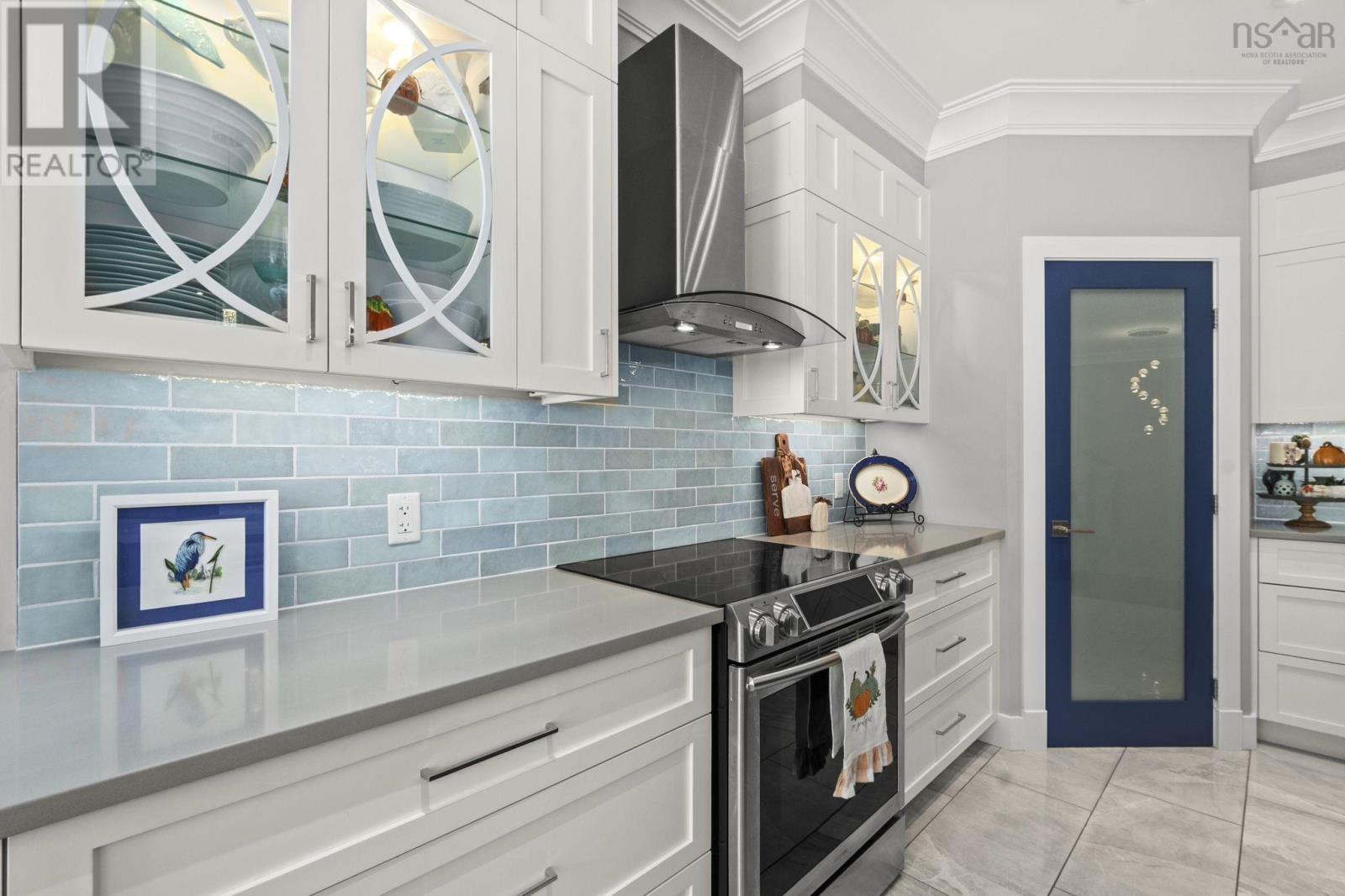 Property 13 of 49 of 769 Lakeview Avenue