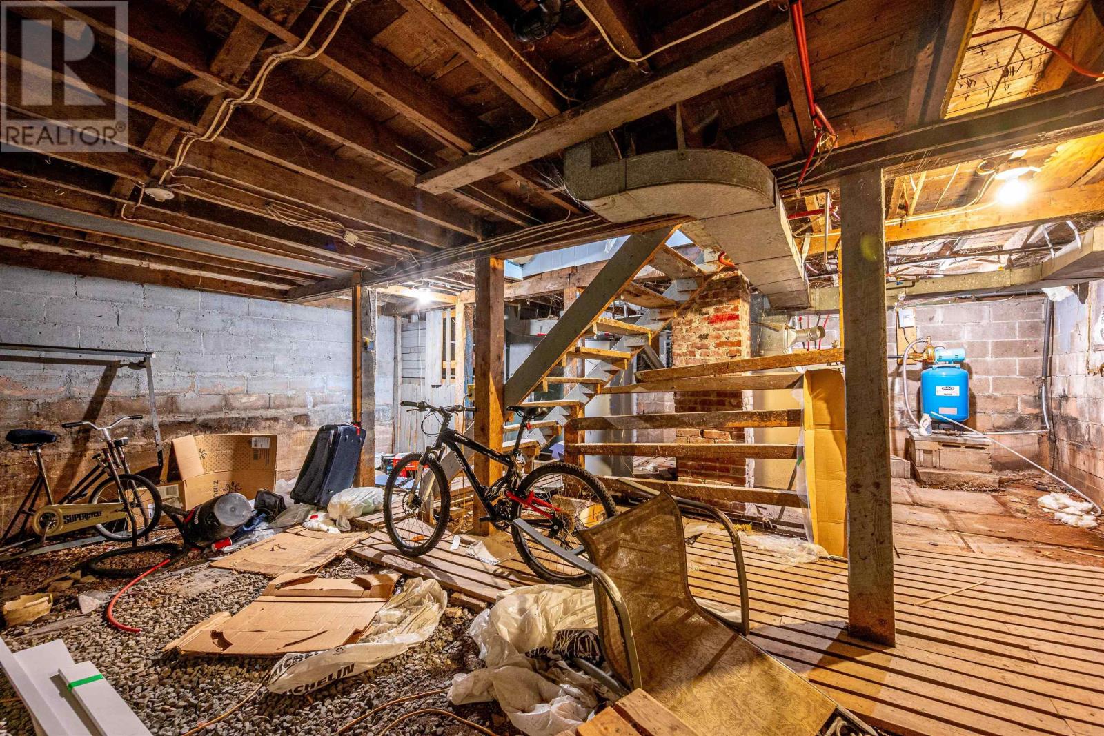 Property 37 of 47 of 48 Johnson Avenue