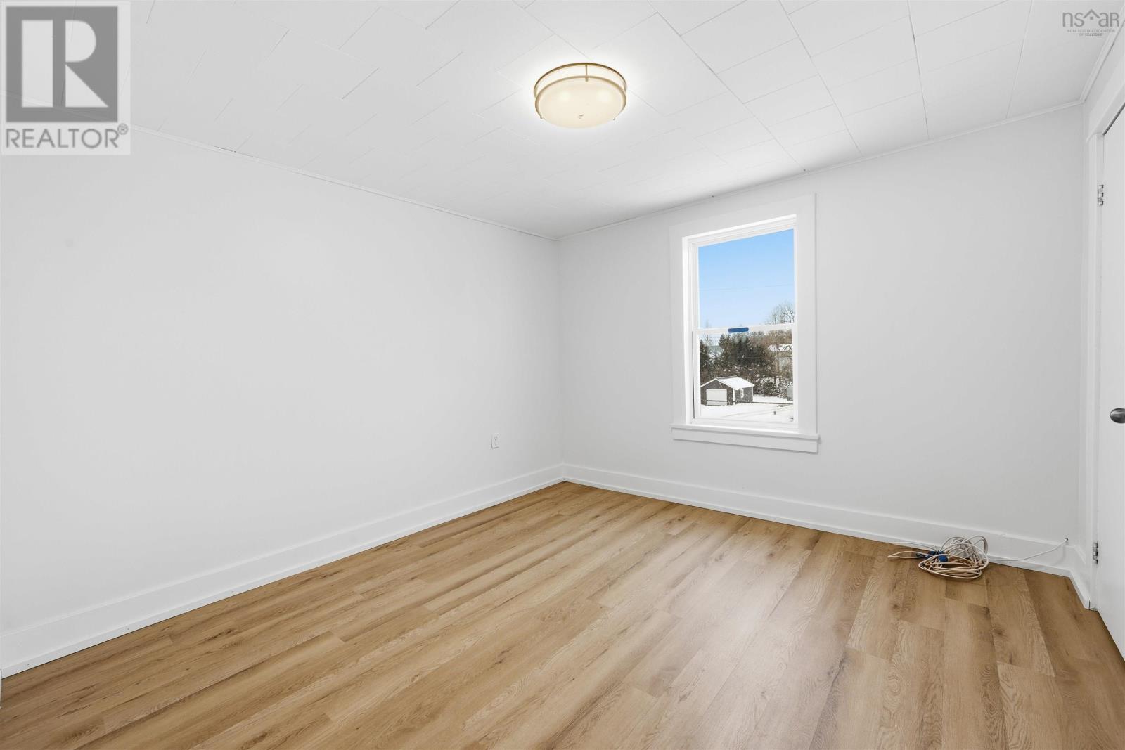 Property 27 of 47 of 48 Johnson Avenue