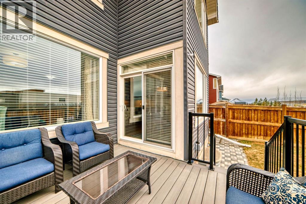 12 Emberside Glen, Cochrane