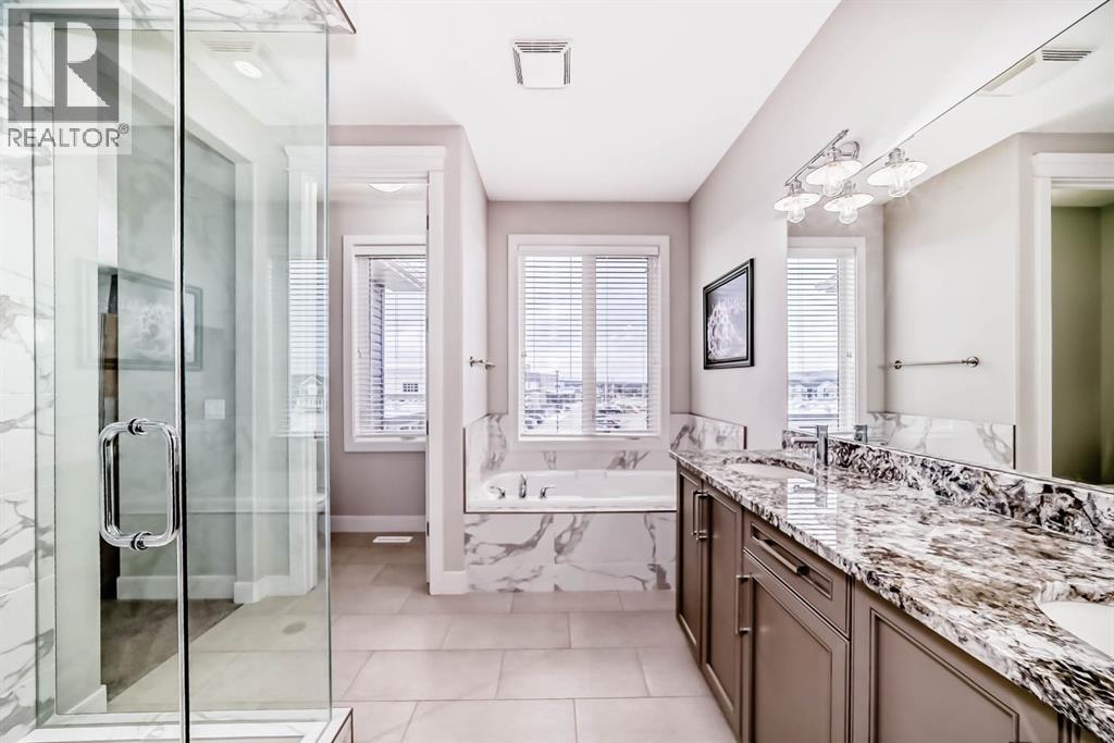 12 Emberside Glen, Cochrane