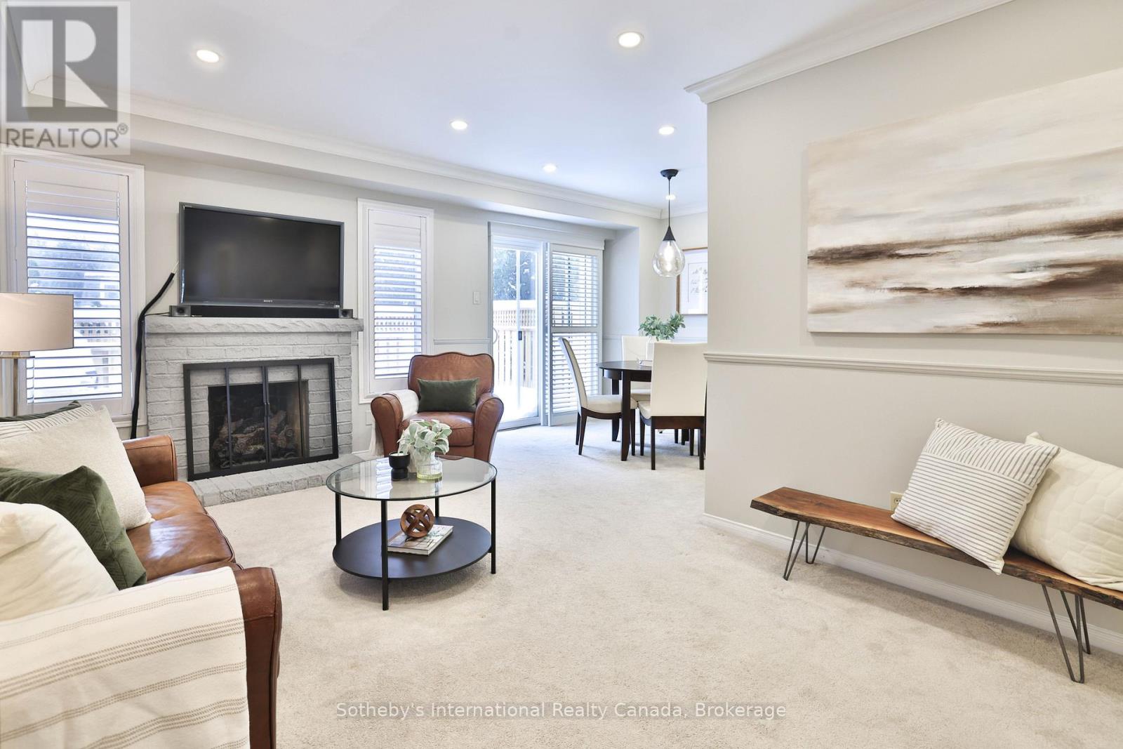 7 - 5255 LAKESHORE ROAD