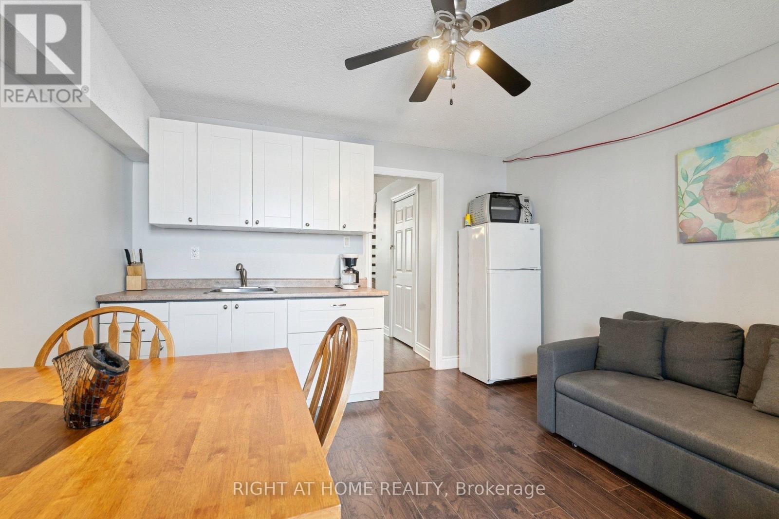 #3 734 SHORE LANE - 22