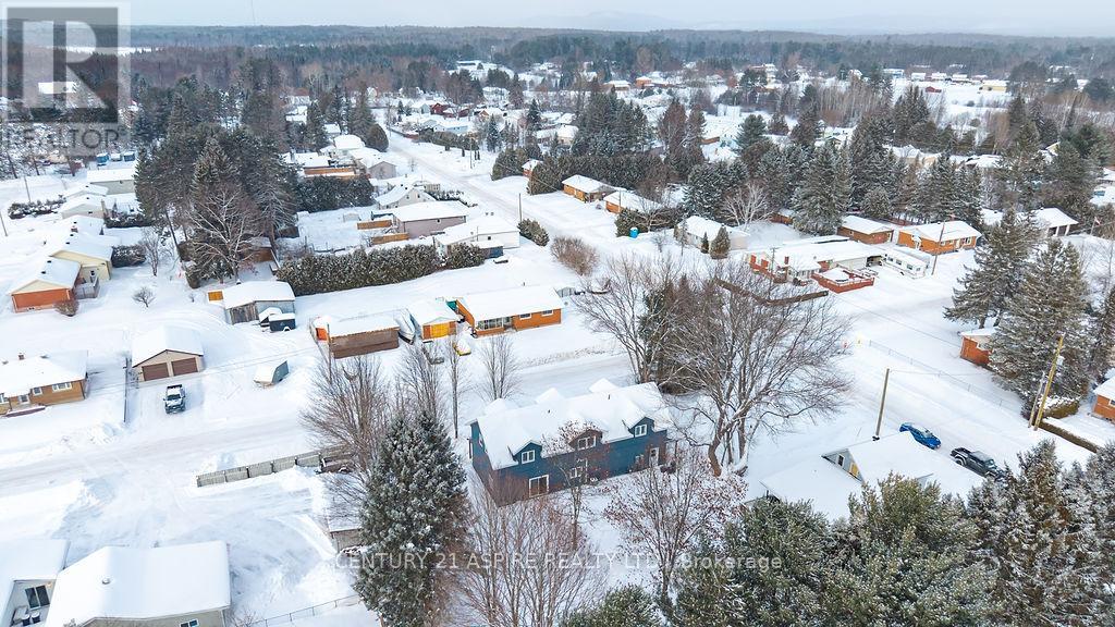 32 WILSON STREET — photo 46