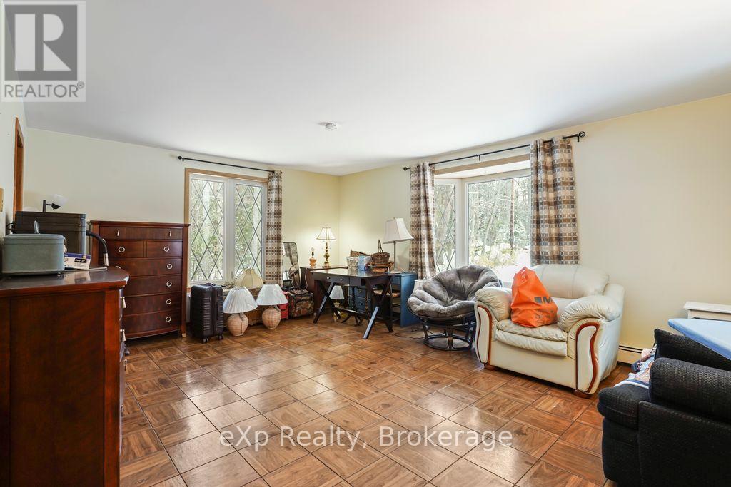 557409 4TH CONCESSION S - 15