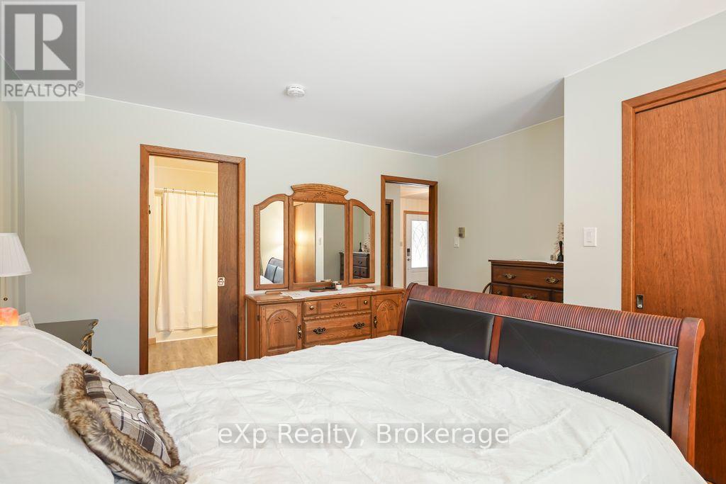 557409 4TH CONCESSION S - 20