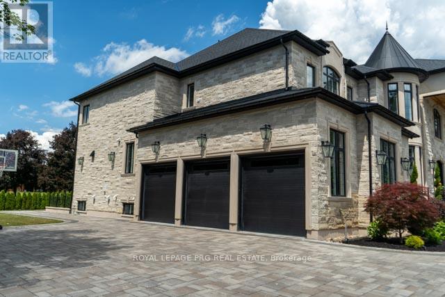 12 HOLLYWOOD CRESCENT - Photo 3 of 49, King (Nobleton), Ontario