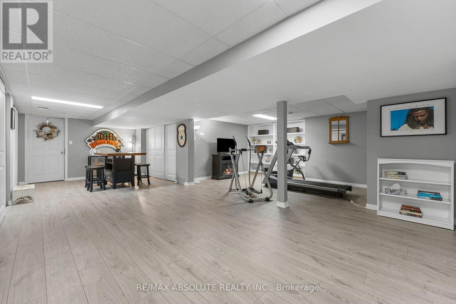 131 BURNS DRIVE — photo 28