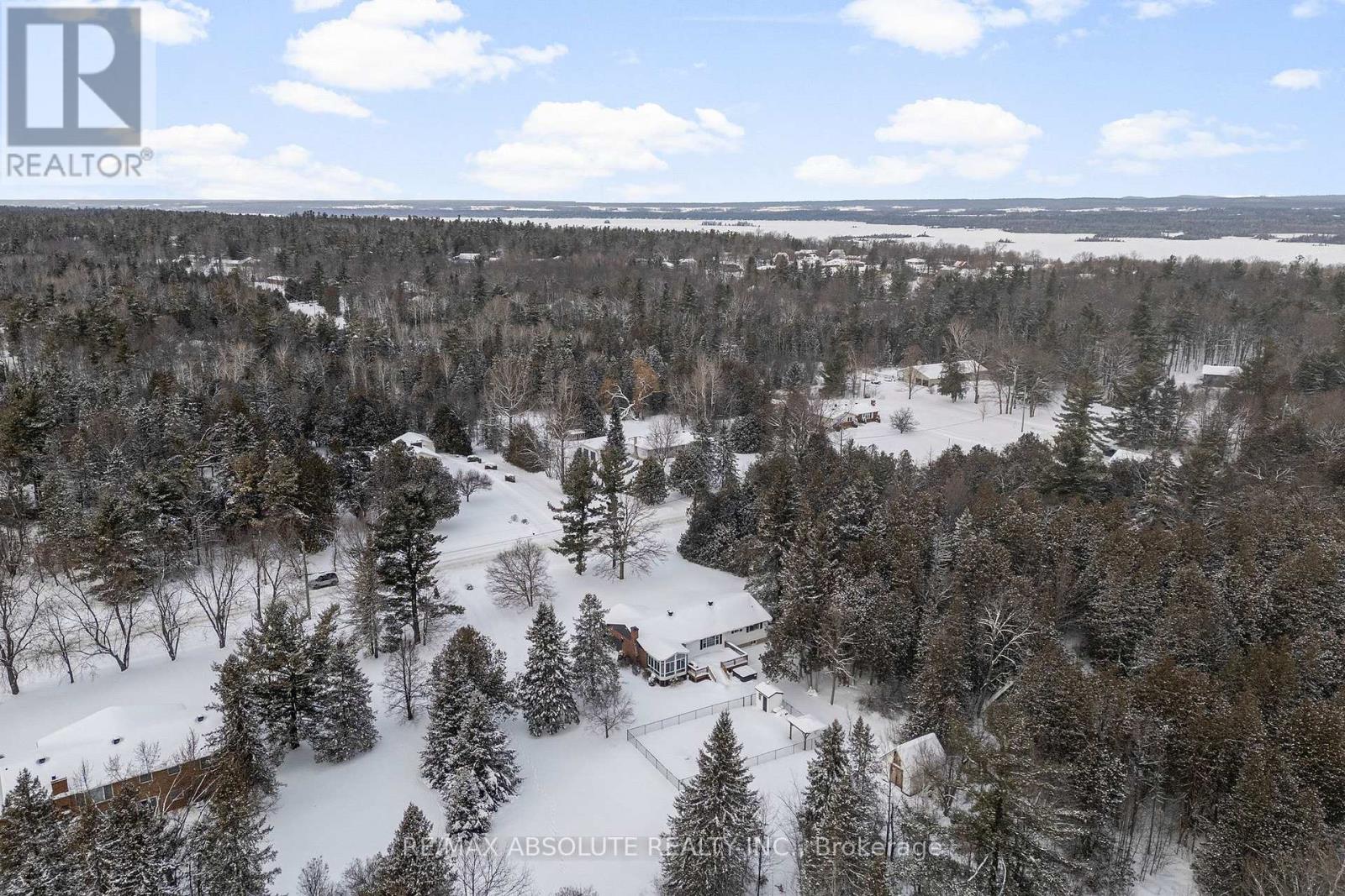 131 BURNS DRIVE — photo 40