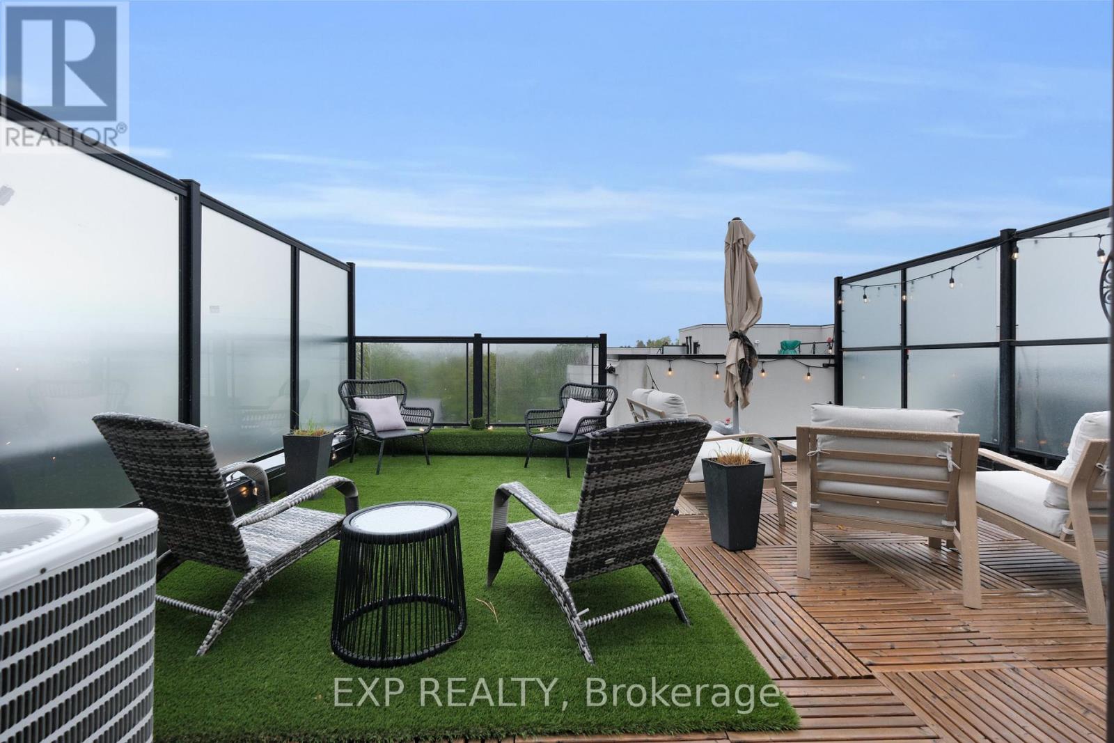 Rooftop terrace
