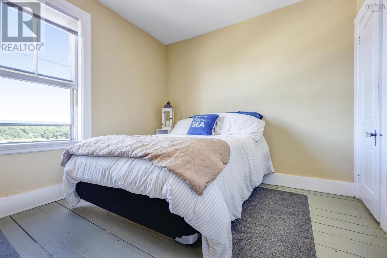 Property 15 of 24 of 92-94 Pleasant Streets