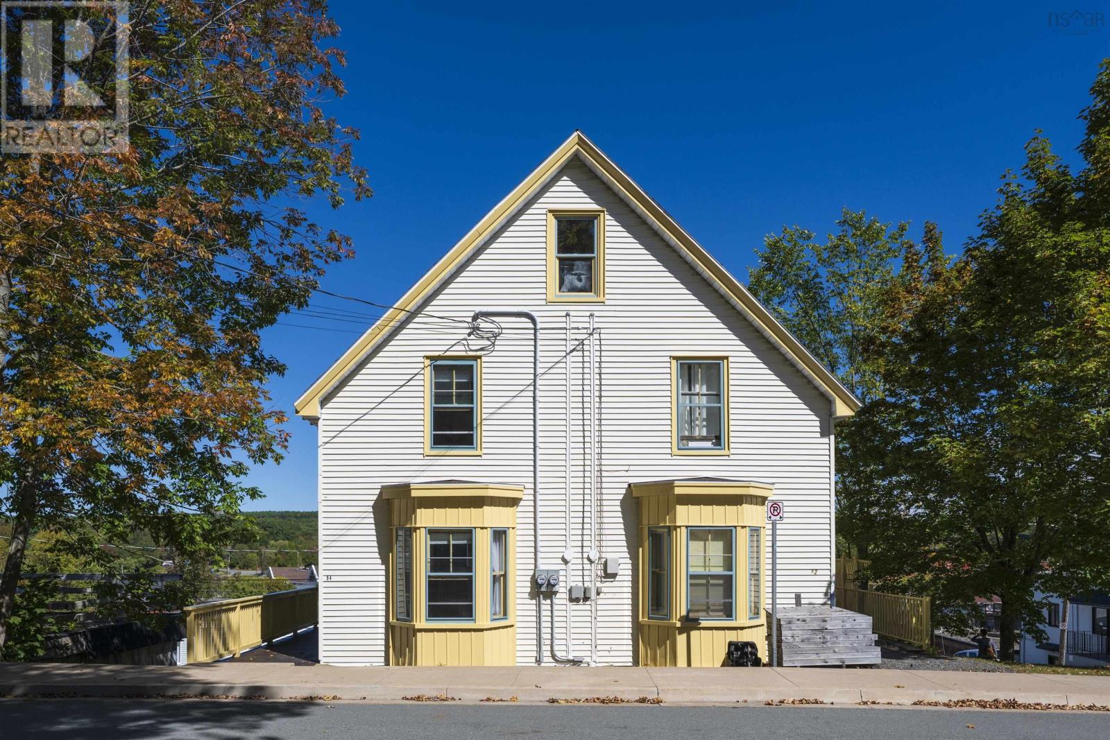 Property 3 of 24 of 92-94 Pleasant Streets