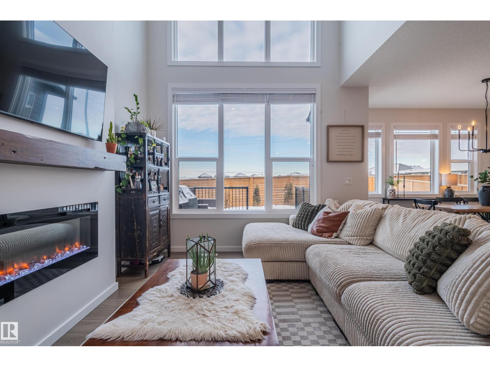 37 RHEA CR, St. Albert