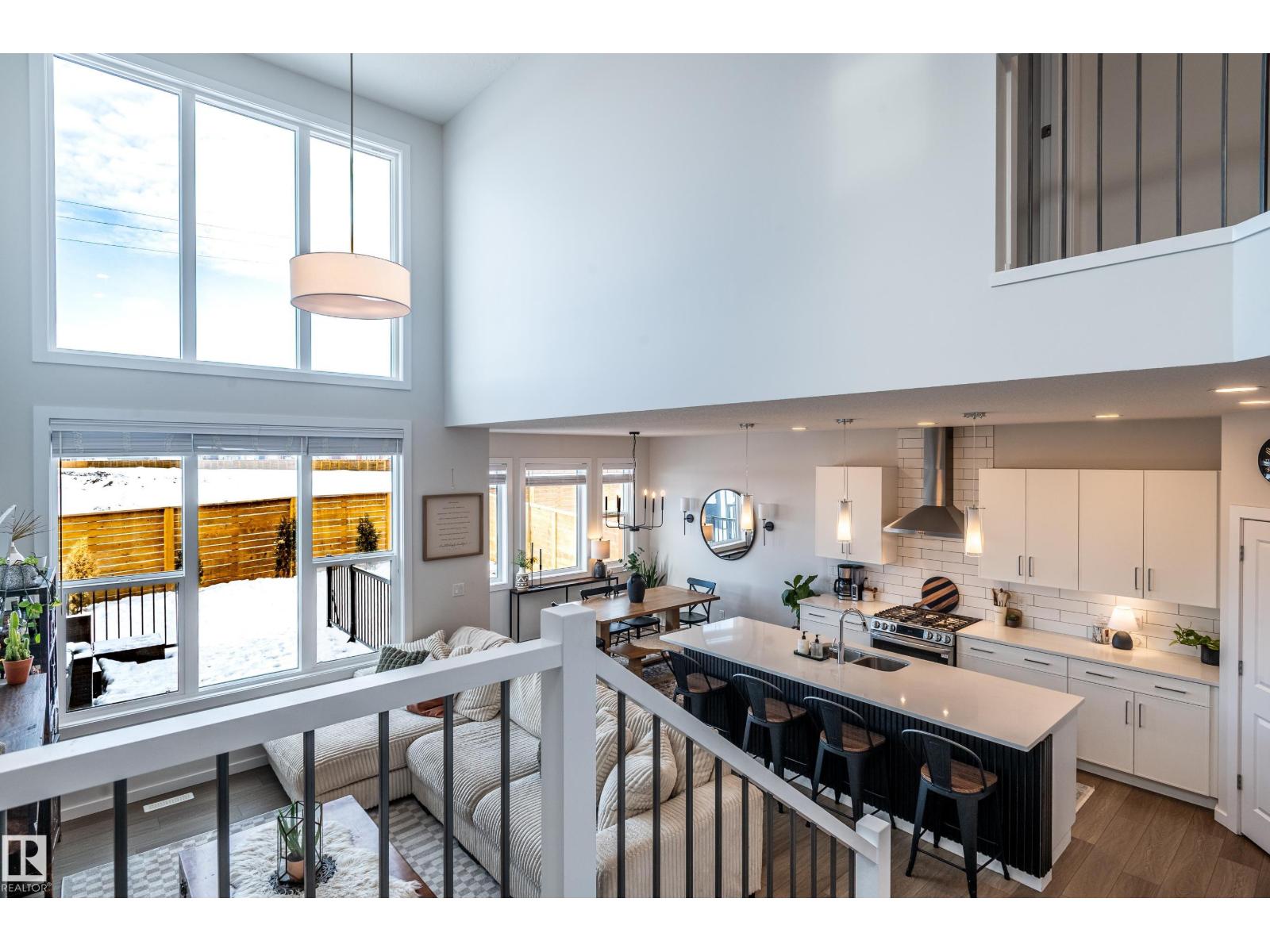 37 RHEA CR, St. Albert