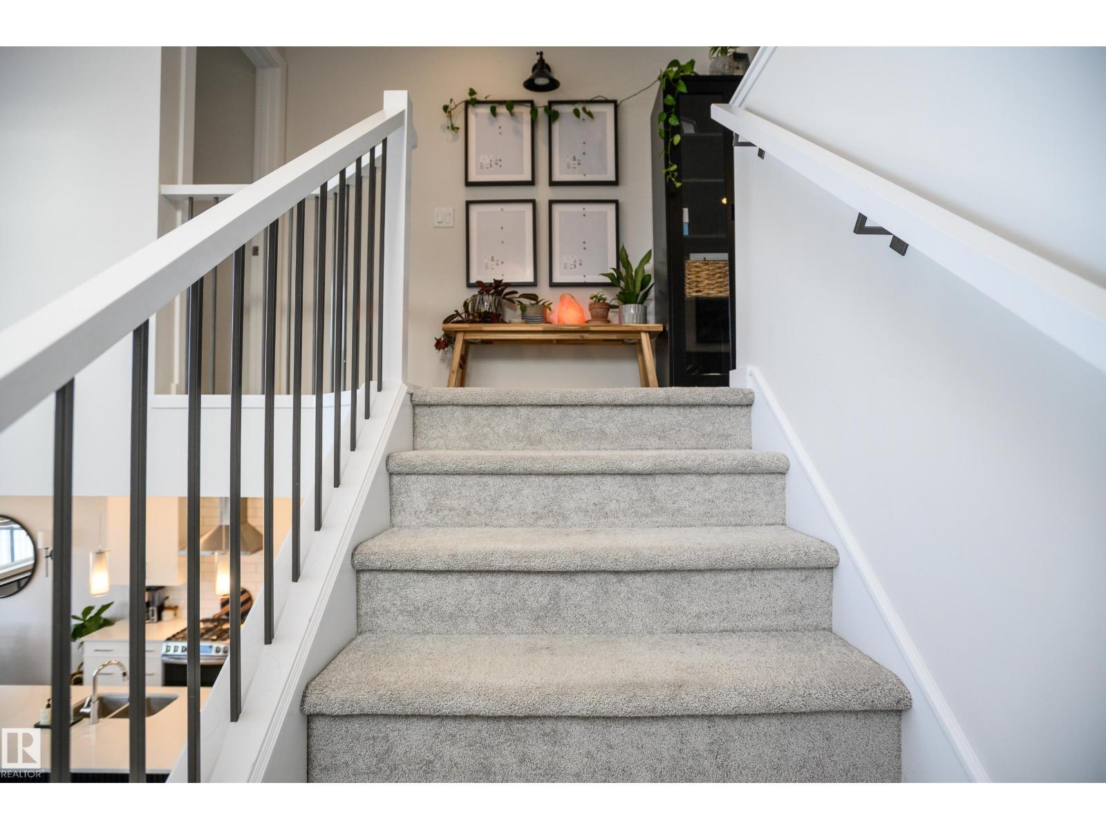 37 RHEA CR, St. Albert