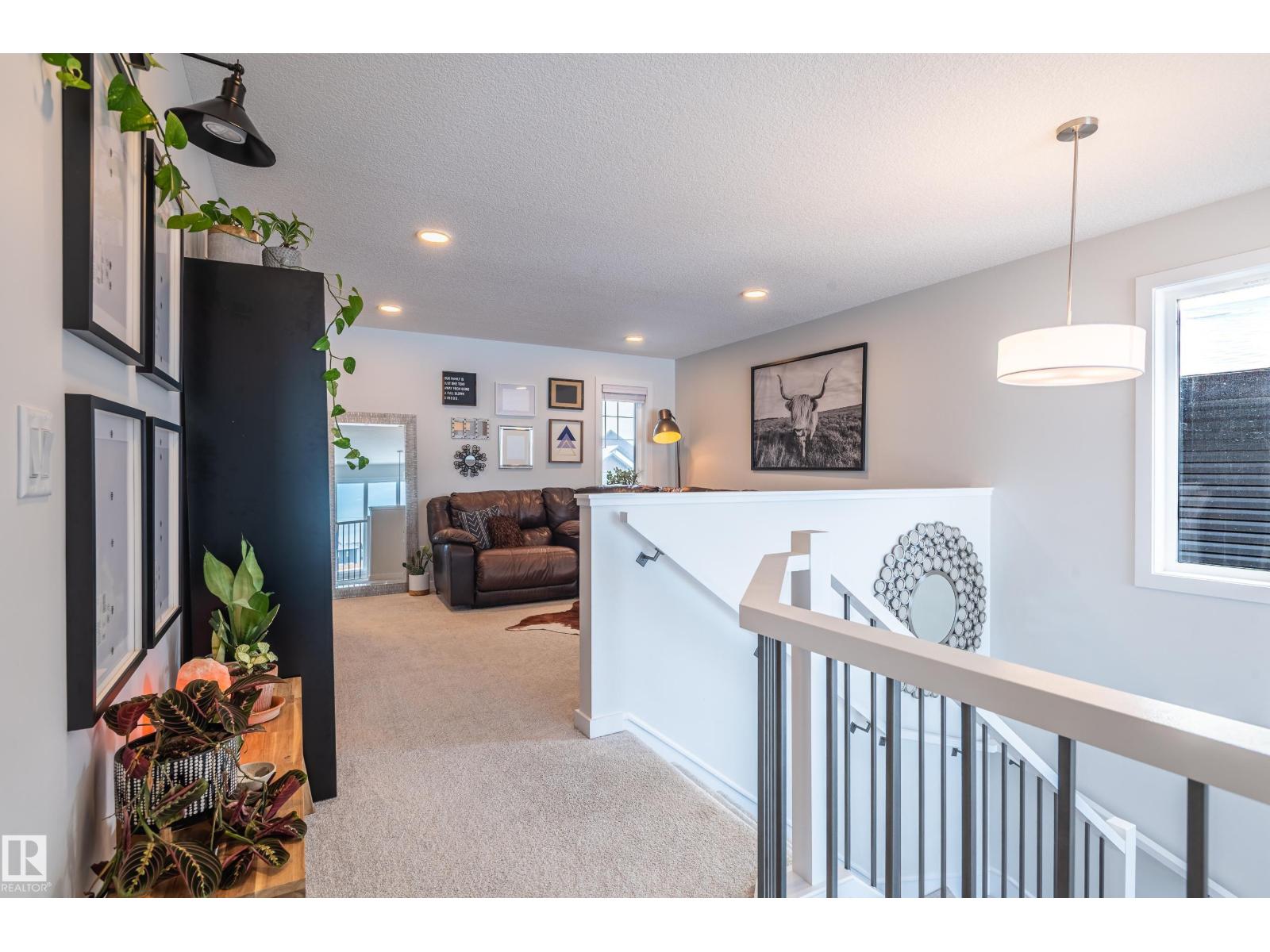 37 RHEA CR, St. Albert