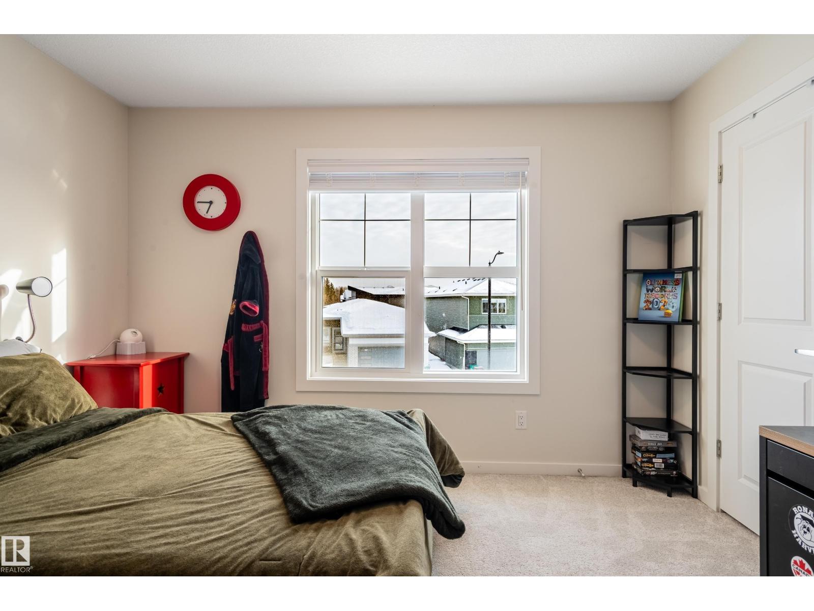 37 RHEA CR, St. Albert