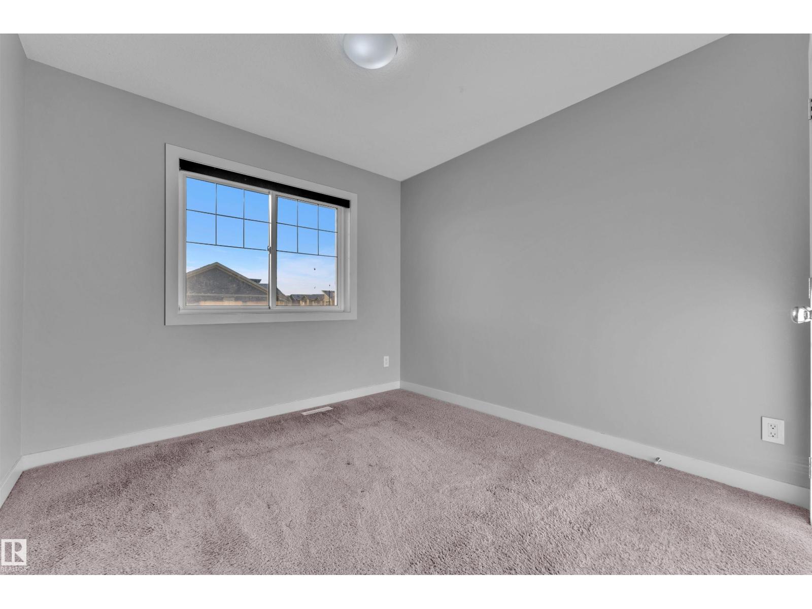 
          6664 CARDINAL Road SW
            <br/>
            <span>Edmonton</span>
            , 
            <span>AB</span>
             <span>T6W1Y8</span>
         - Photo 27