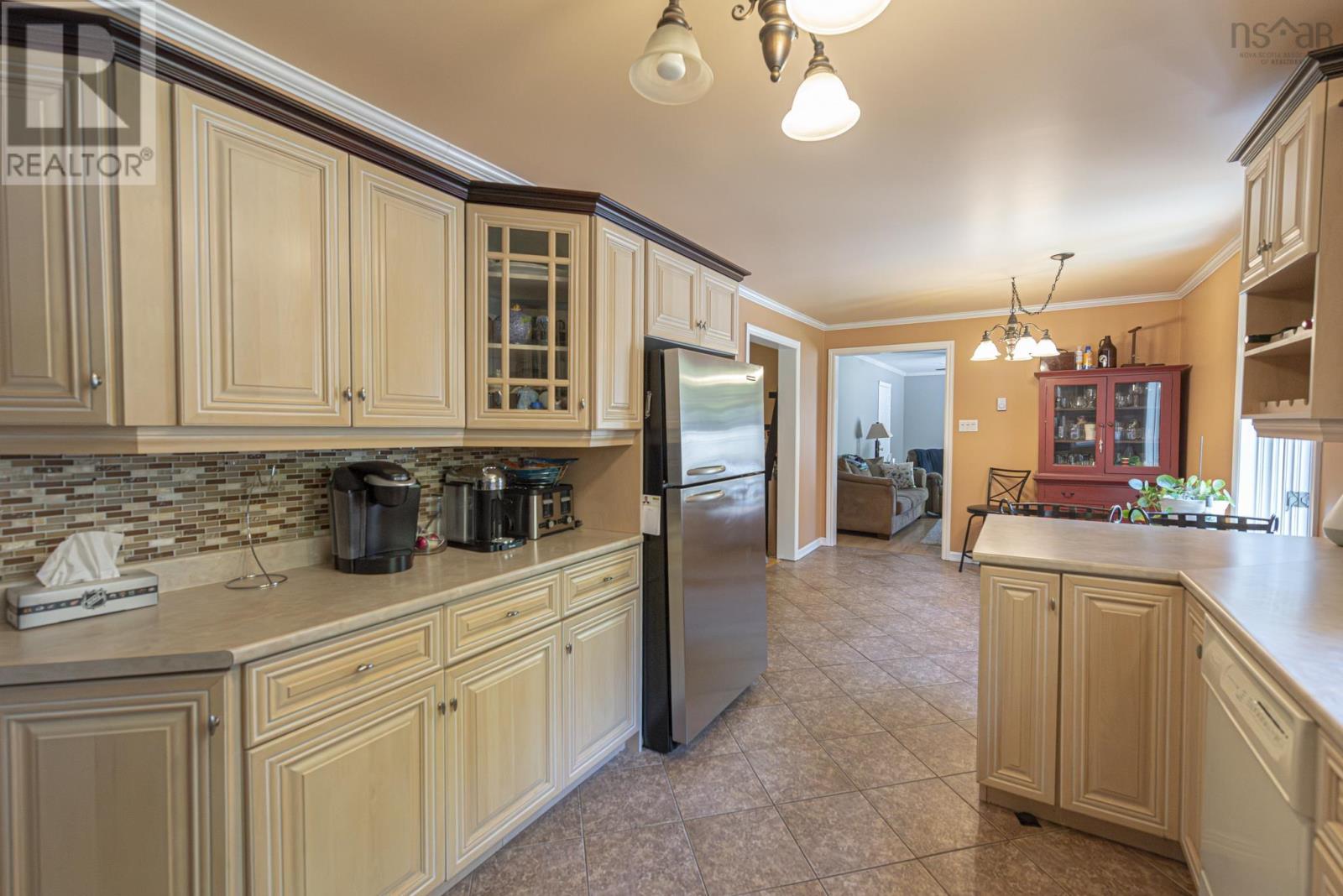 Property 10 of 49 of 113 Aspen Street