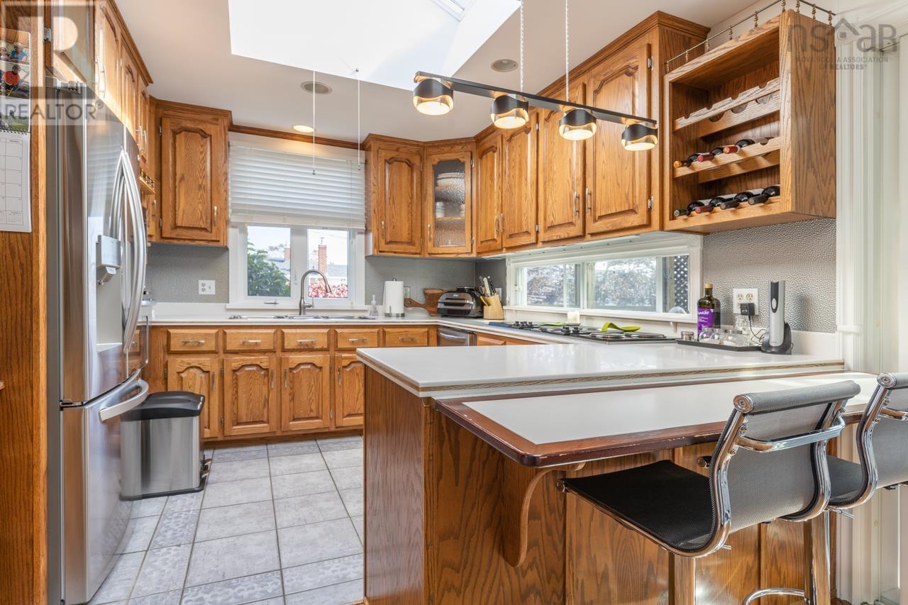 89 Pond Road - 11