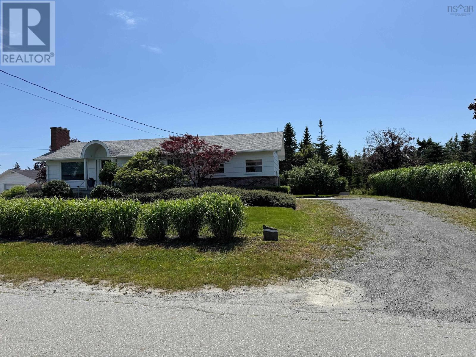 89 Pond Road - 3