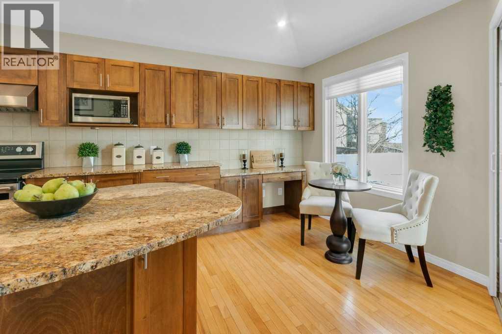 Single Family House Bungalow for Sale in  Edgepark Villas NW Edgemont Calgary 