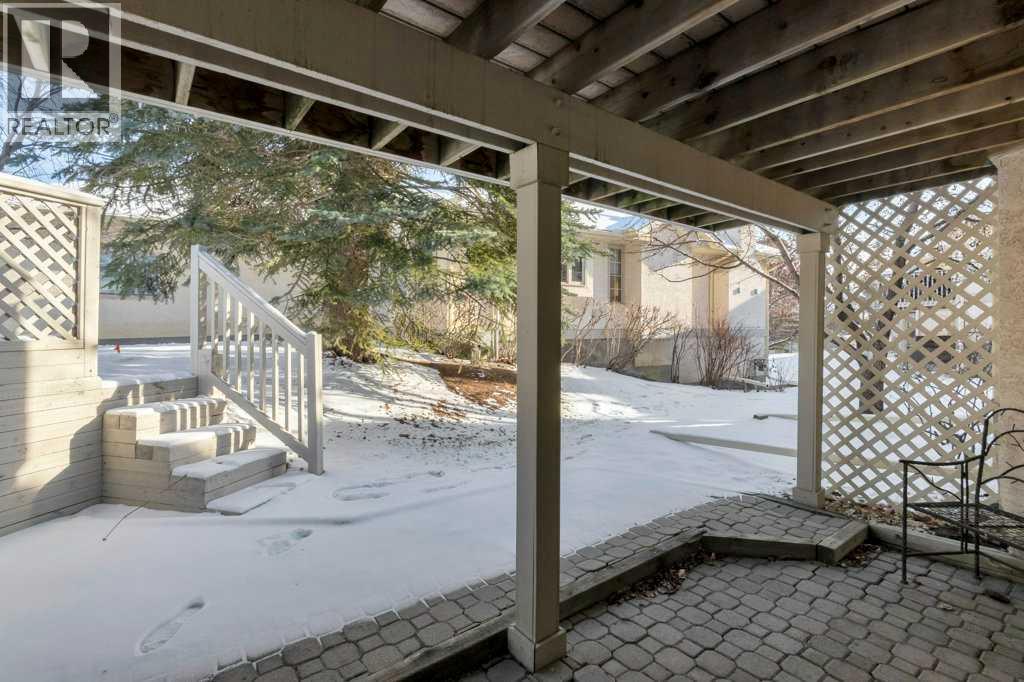 Single Family House Bungalow for Sale in  Edgepark Villas NW Edgemont Calgary 