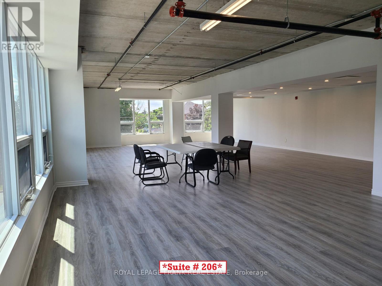 109 King Unit 205-207 photo 2