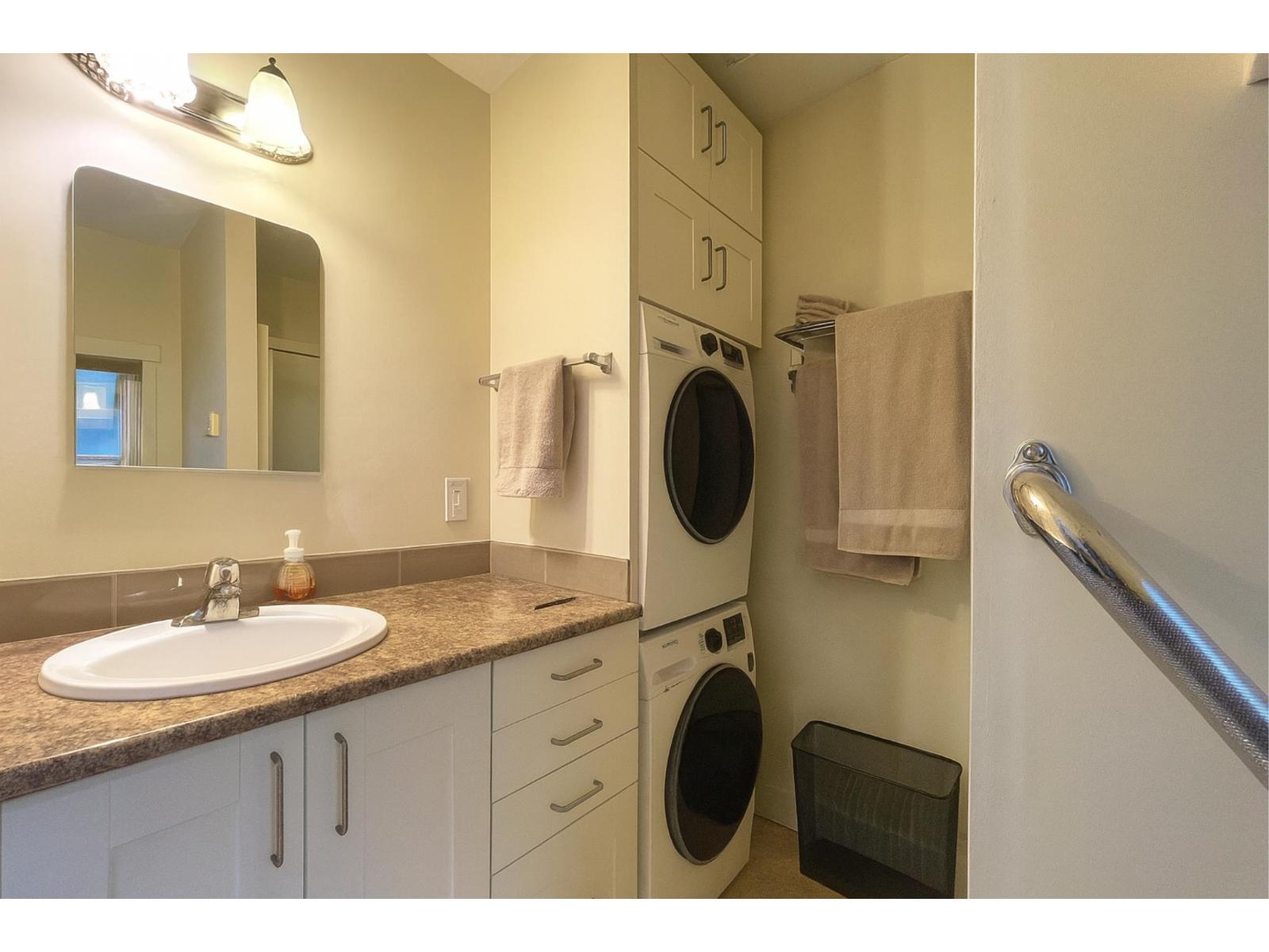 3048 HOT SPRINGS ROAD, Agassiz, Agassiz