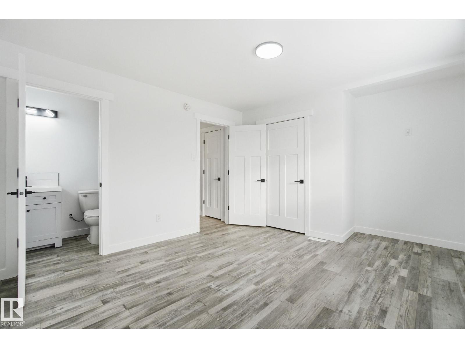 7112 132 AV NW - 34