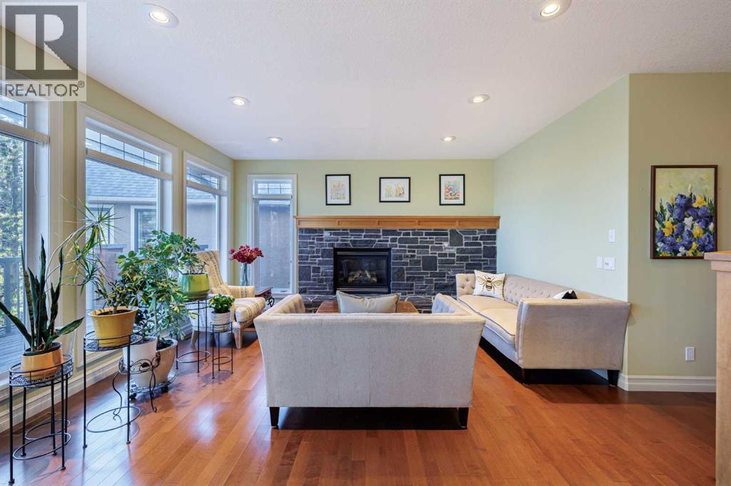 Single Family House for Sale in  Tusslewood Heights NW Tuscany Calgary 