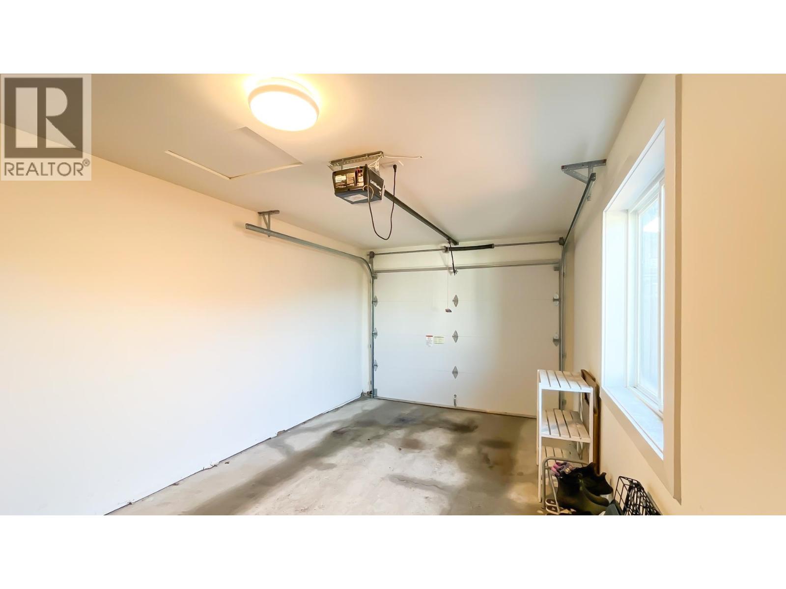 5086 MANOR STREET, Burnaby