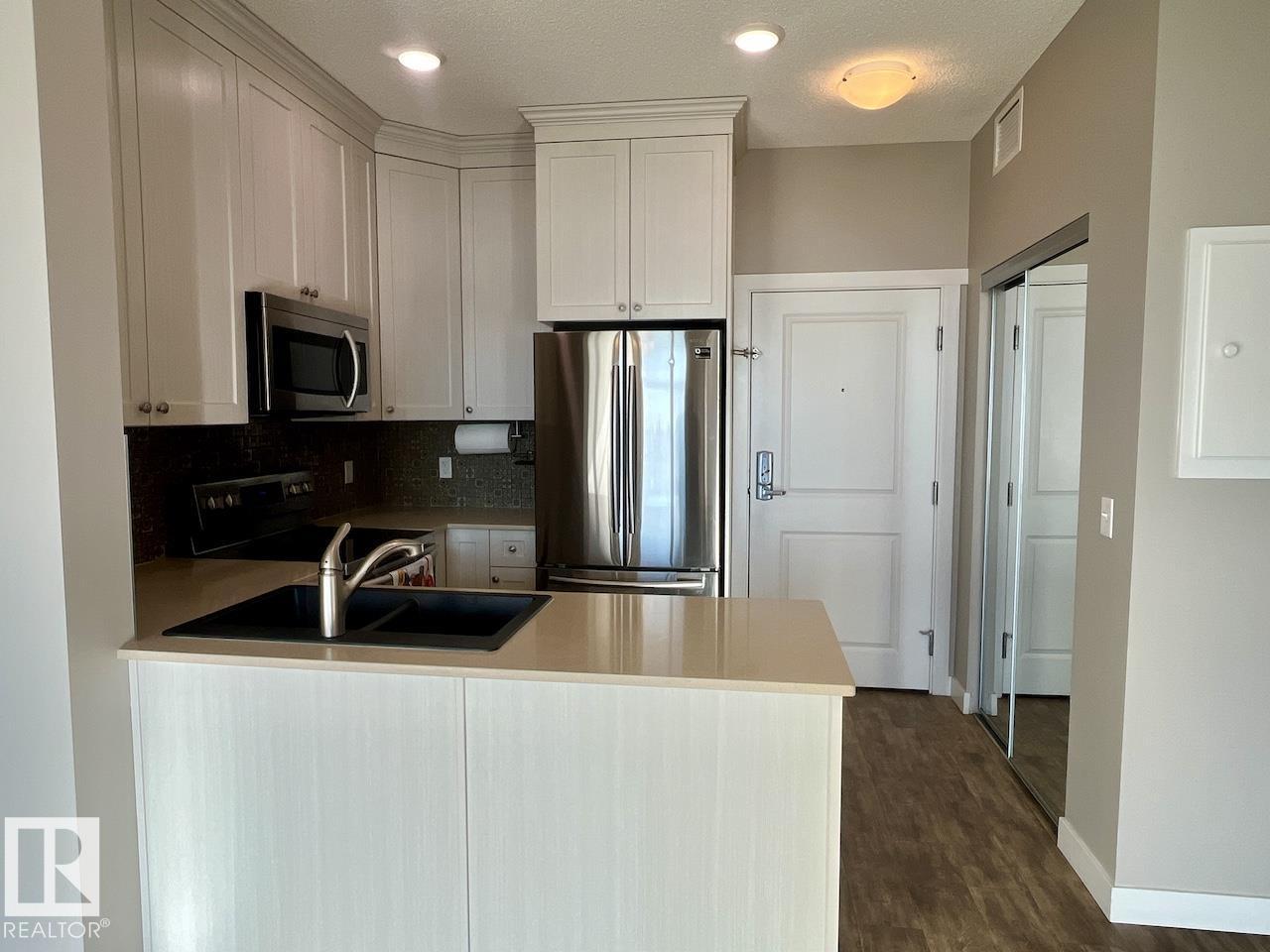 #407 12804 140 AV NW - 6