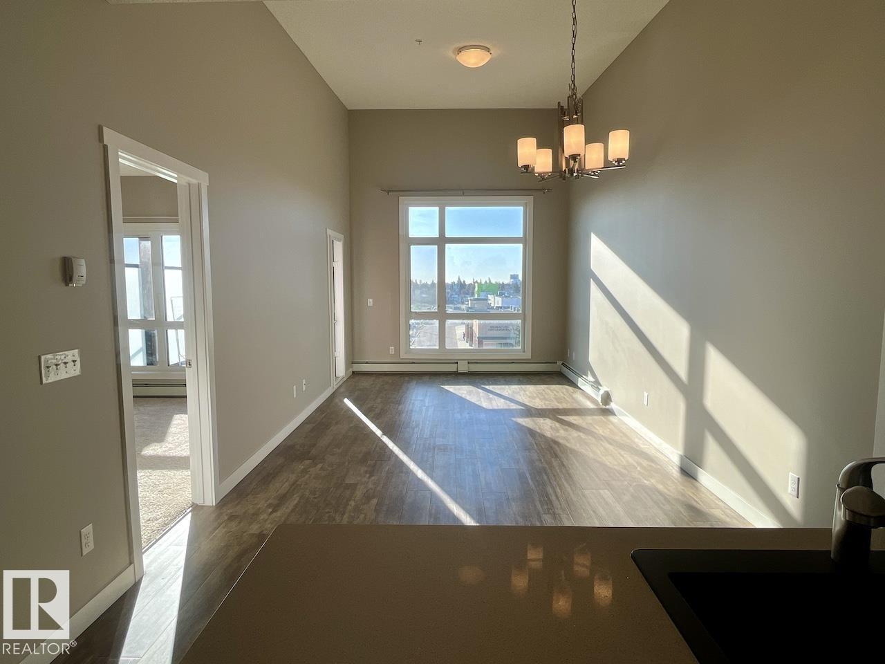 #407 12804 140 AV NW - 8