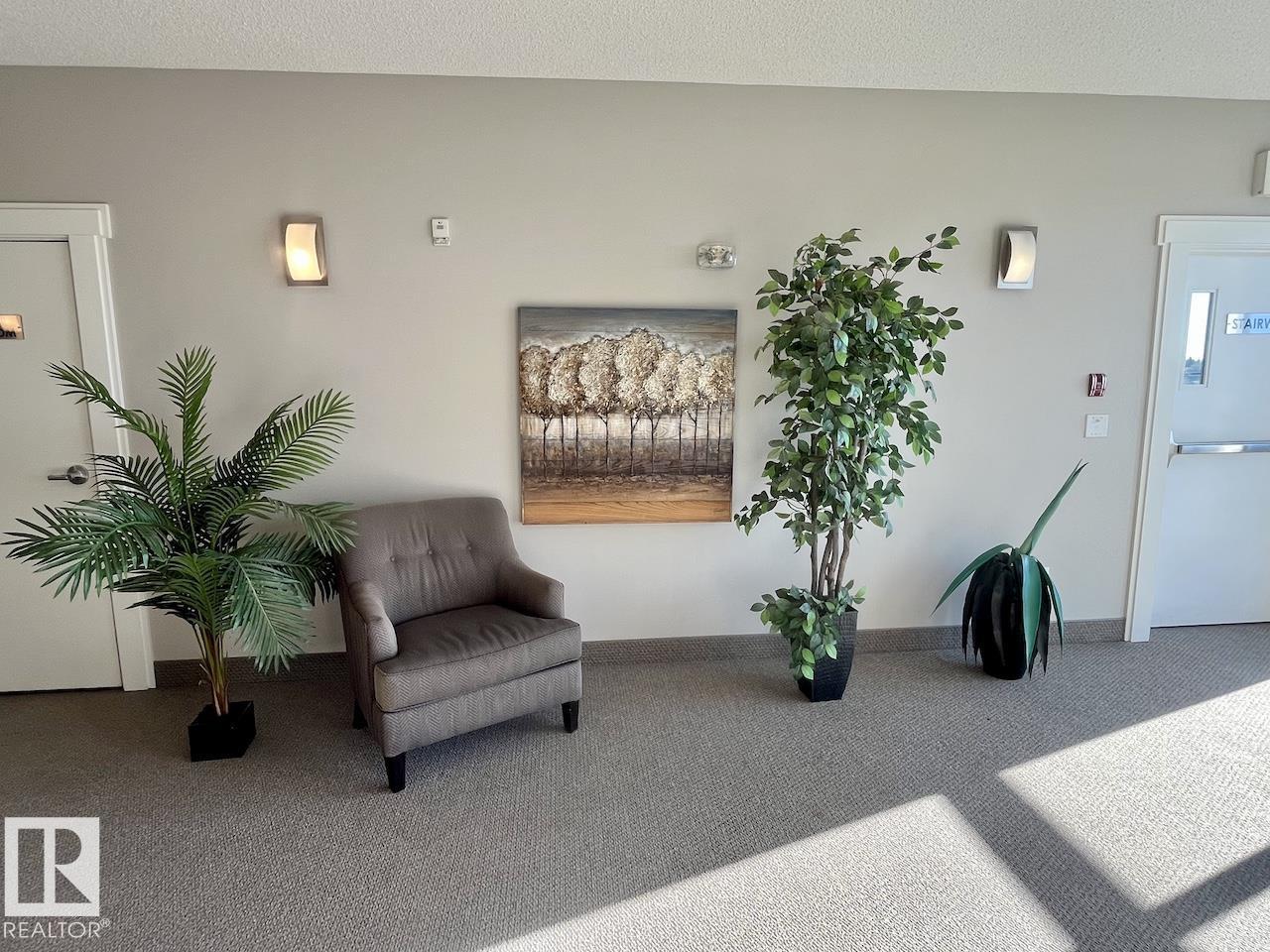 #407 12804 140 AV NW - 58