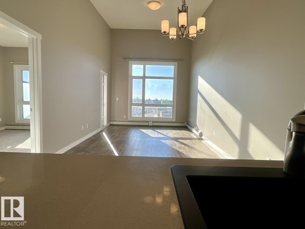 #407 12804 140 AV NW - 41