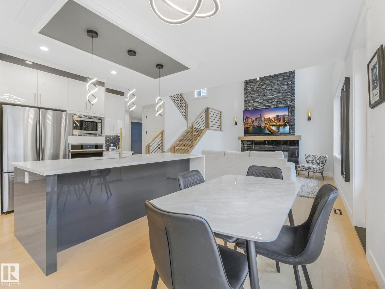 53 AUTUMNWOOD CR, Spruce Grove