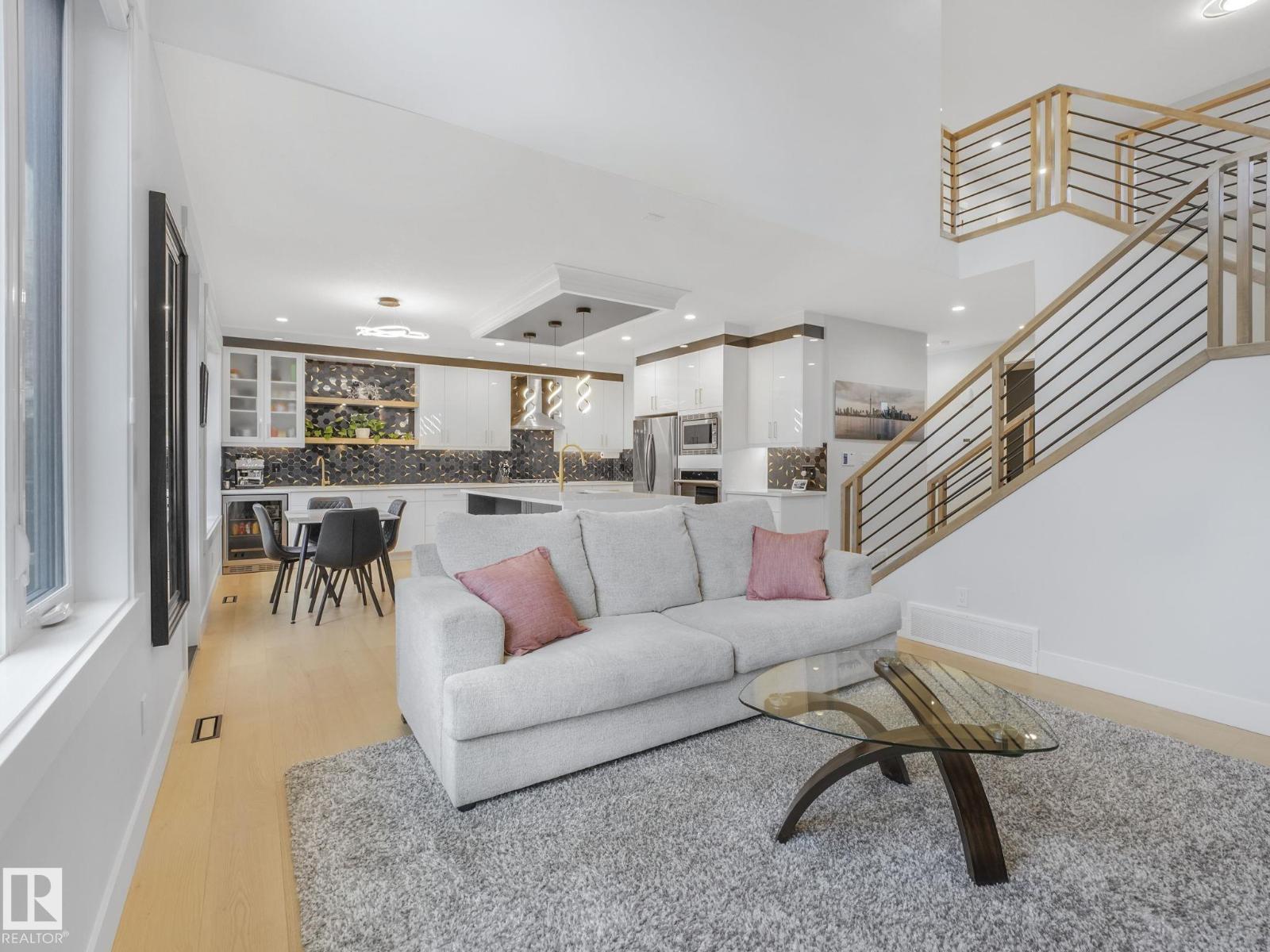 53 AUTUMNWOOD CR, Spruce Grove