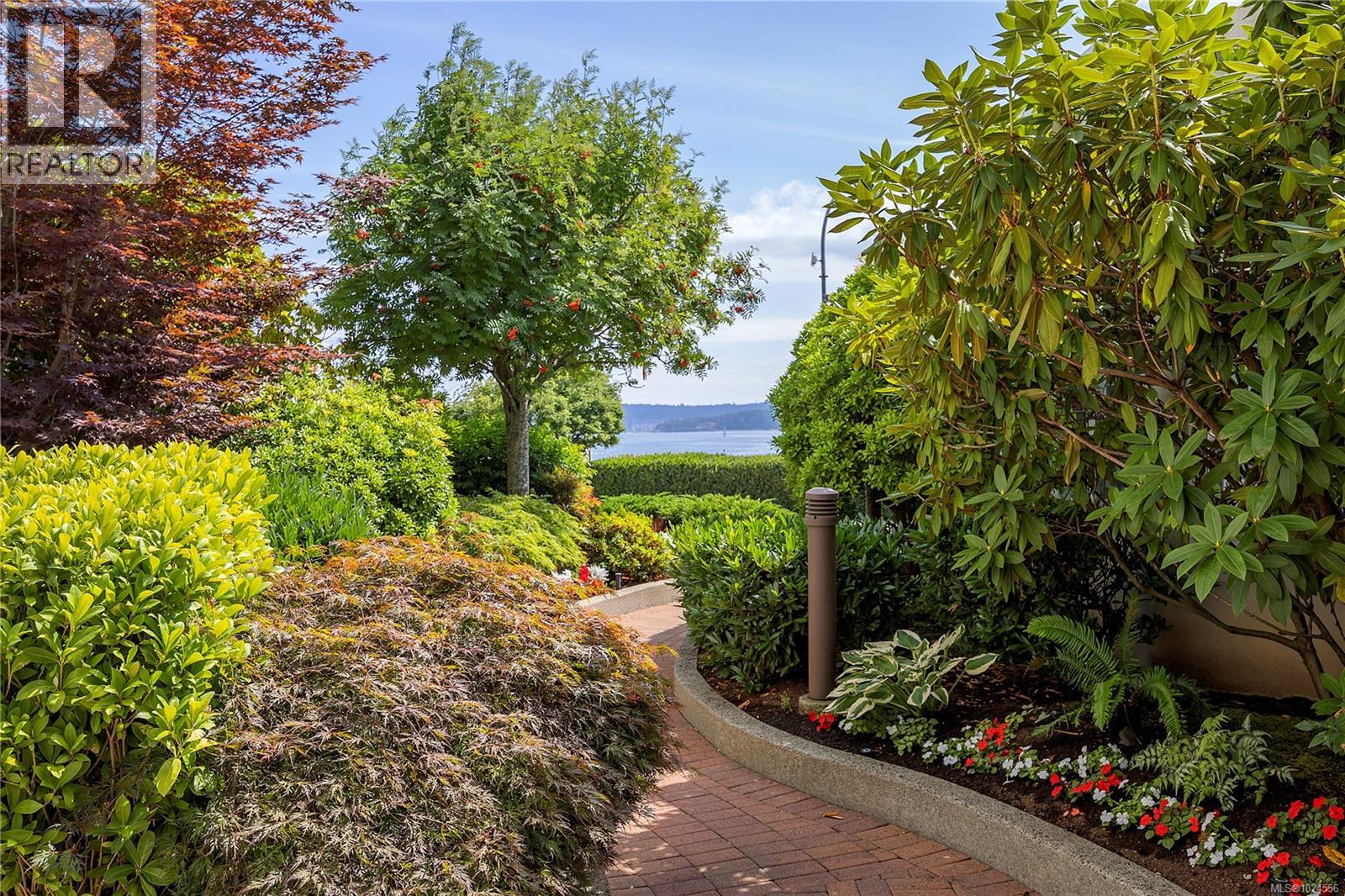 502 158 Promenade Dr, Nanaimo