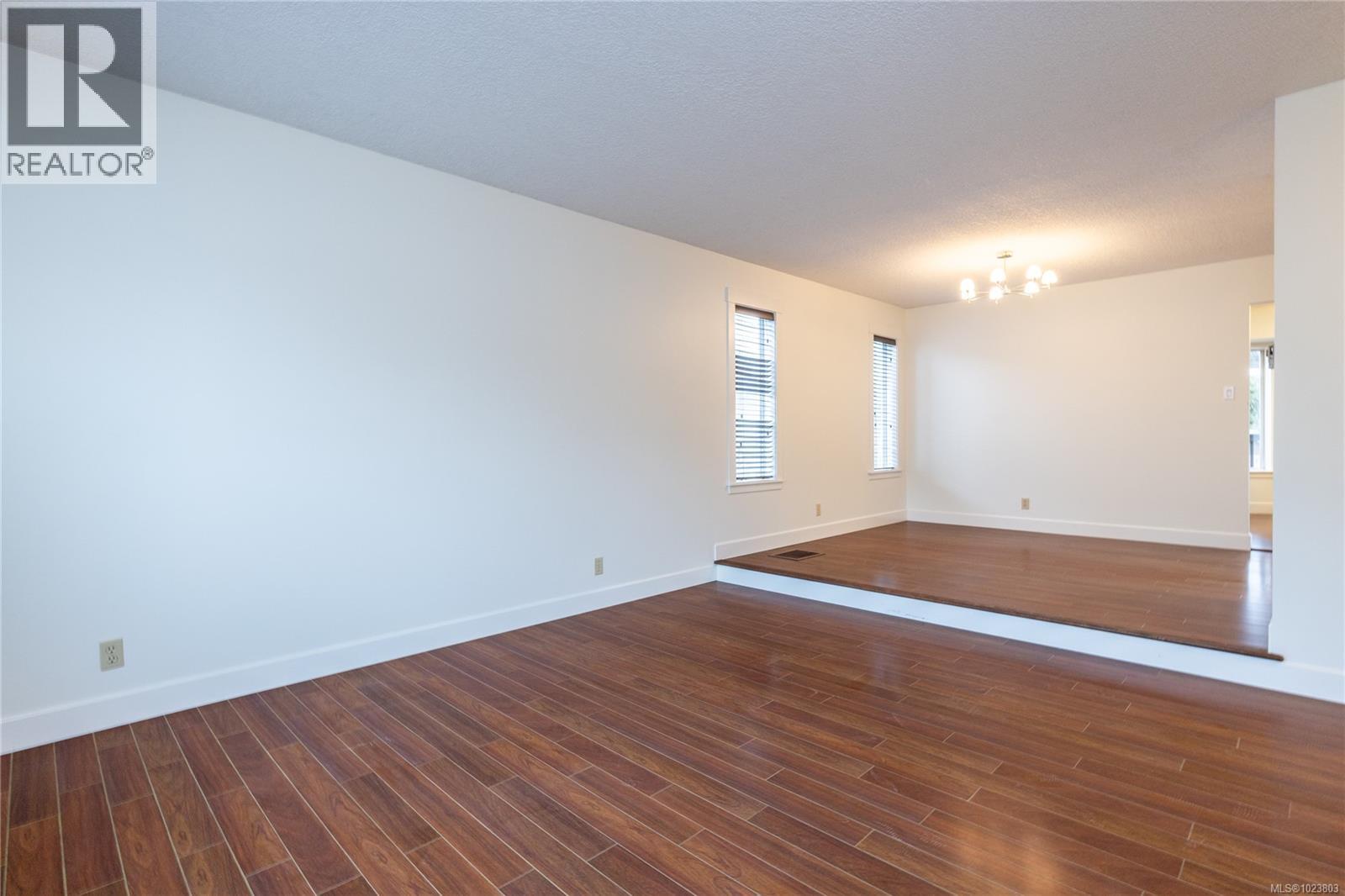 2585 Quill Dr, Nanaimo