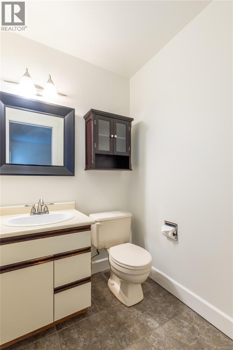 2585 Quill Dr, Nanaimo