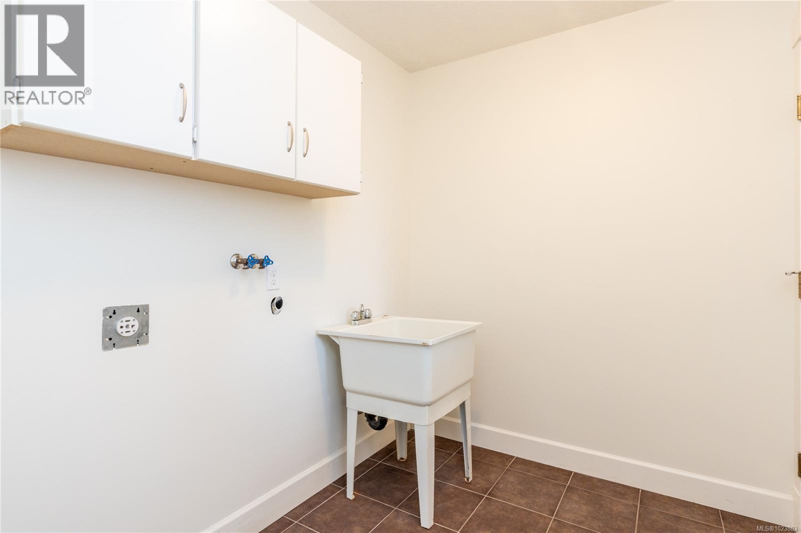 2585 Quill Dr, Nanaimo