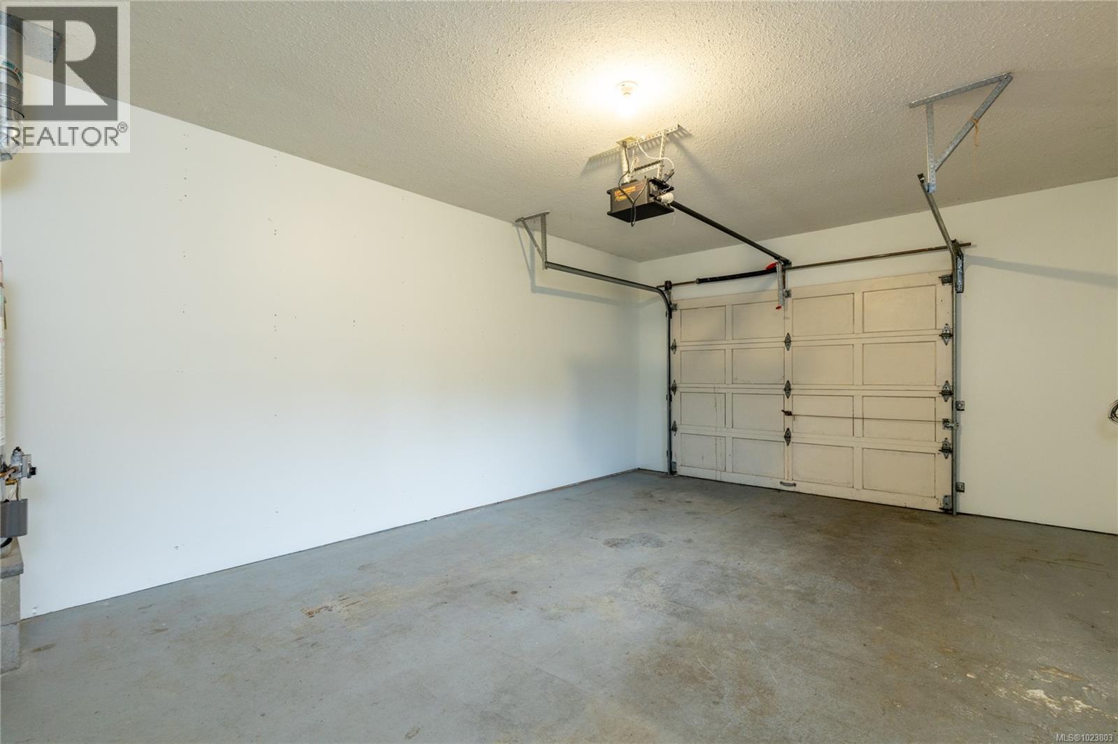 2585 Quill Dr, Nanaimo