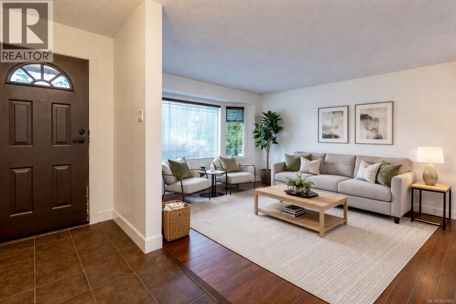 2585 Quill Dr, Nanaimo